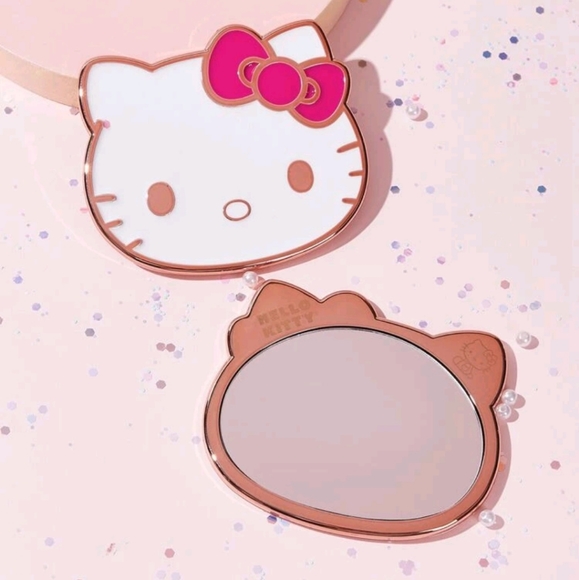 HP! Hello Kitty Mirror - Picture 9 of 10